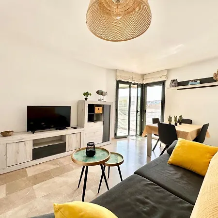Marina Park Apartment